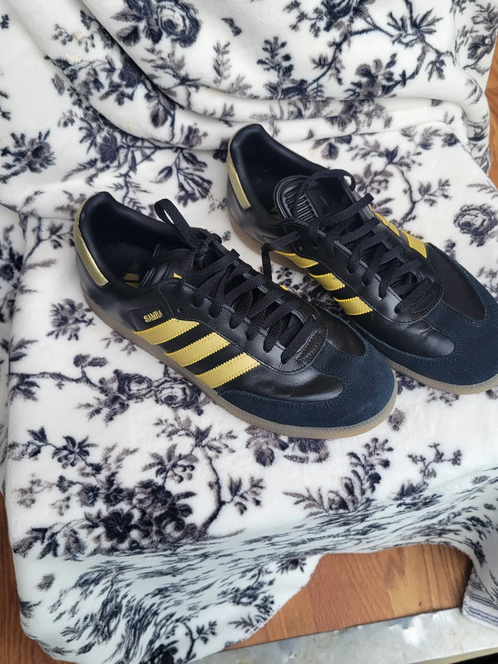 adidas Samba Men’s Black & Gold Leather Sneakers